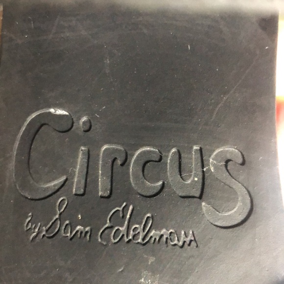 Suede booties - Picture 4 of 6